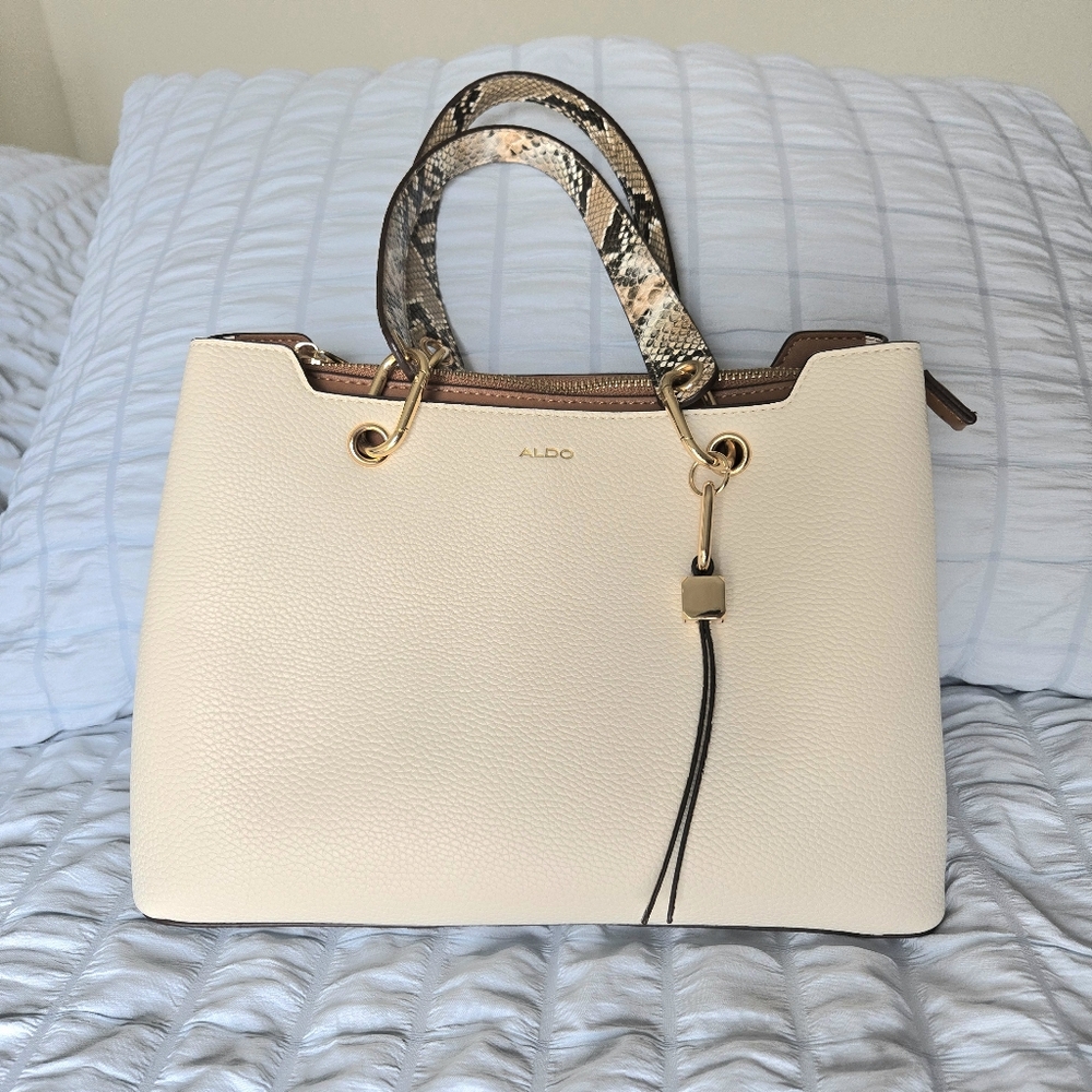 ALDO White Shoulder Bag Snake Skin Strap